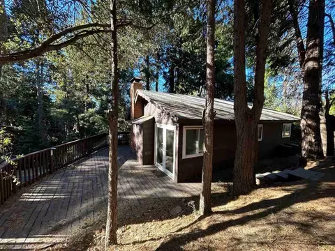 23796 Skyland Dr, Crestline, CA 92325 photo 9