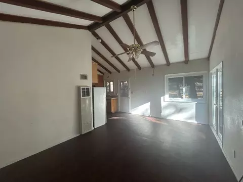 23796 Skyland Dr, Crestline, CA 92325 photo 4