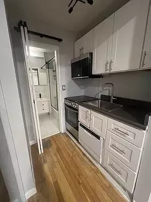 Undisclosed, New York, NY 10019