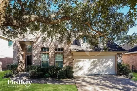 5601 Savannah Woods Ln, Rosharon, TX 77583
