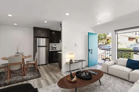 900 W College St #5, Los Angeles, CA 90012