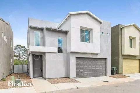 2822 N Fair Oaks Ave, Tucson, AZ 85712