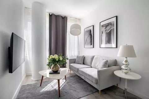 w 45th st, New York, NY 10036