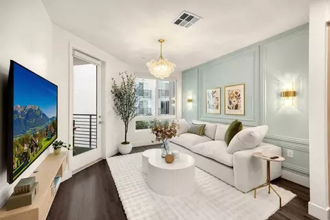 4271 Uptown Newport Drive #1047961P, Newport Beach, CA 92660