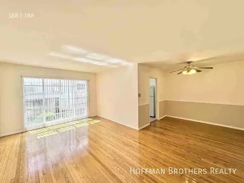 1124 S Holt Ave #2A, Los Angeles, CA 90035