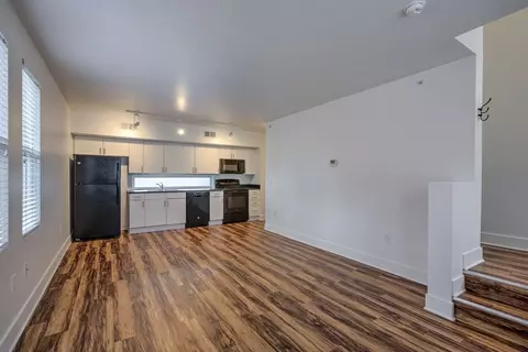130 W Pierce St, Council Bluffs, IA 51503