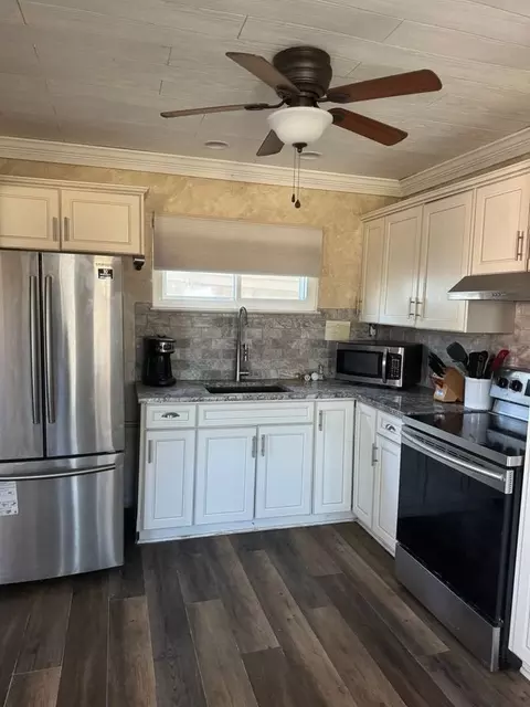 352 County Road 3670, Clifton, TX 76634