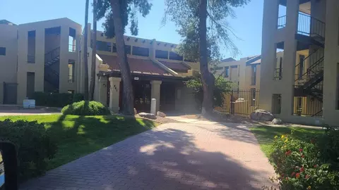 461 W Holmes Ave #333, Mesa, AZ 85210