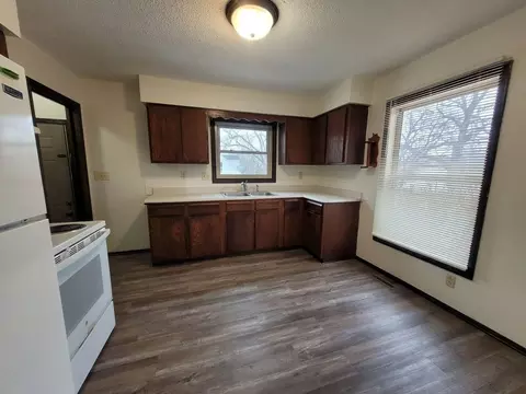 3810 SW 3rd St, Des Moines, IA 50315