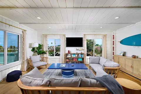 e e st, Encinitas, CA 92024 photo 15
