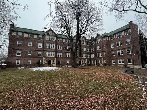 1108 Curtiss St #G1, Downers Grove, IL 60515