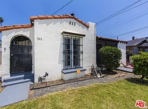 921 W 83rd St, Los Angeles, CA 90044
