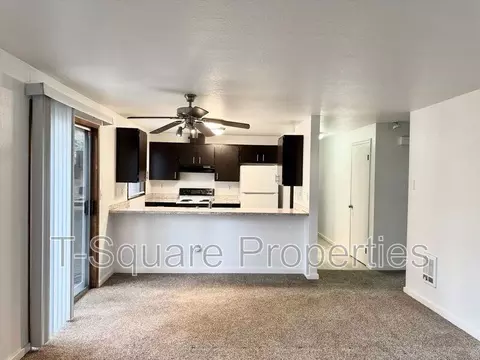 2720 204th St SW #C, Lynnwood, WA 98036