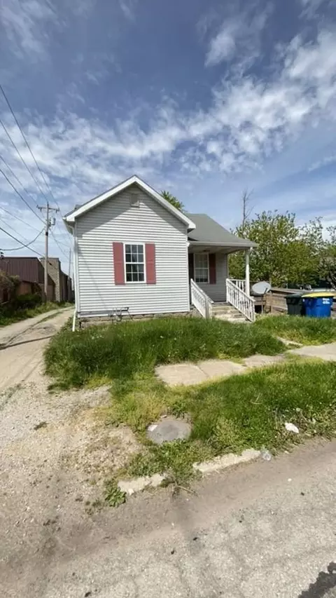 114 E 9th St, Muncie, IN 47302