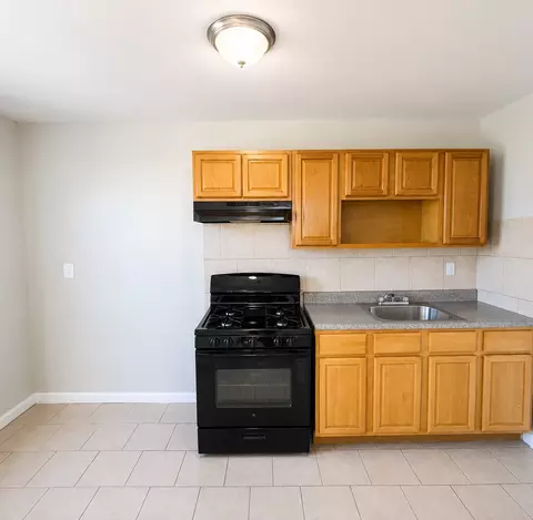 76 N 9th St #14B, Newark, NJ 07107