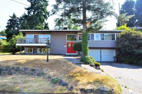 7711 SE 39th St, Mercer Island, WA 98040