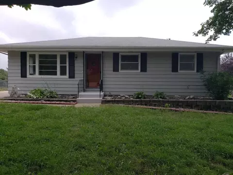 4623 N 94th St, Omaha, NE 68134