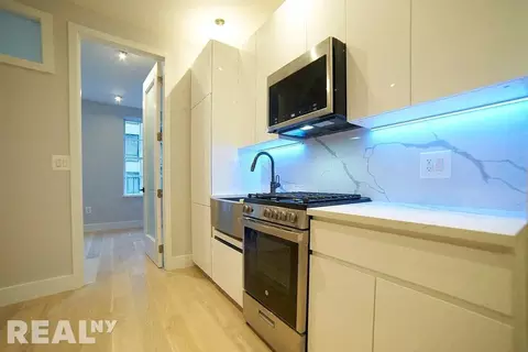 Undisclosed, New York, NY 10128