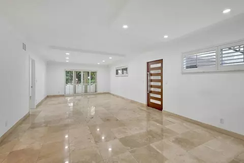1000 E Camino Real, Boca Raton, FL 33432