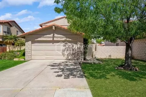 2708 W Temple St, Chandler, AZ 85224