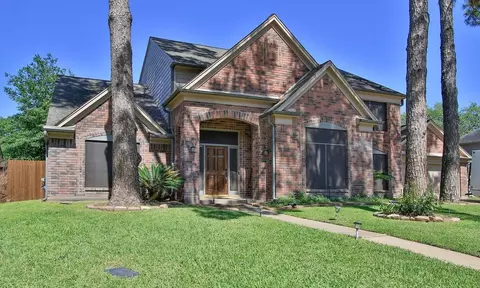17318 Shadow Valley Dr, Spring, TX 77379