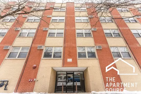 6830 N Sheridan Rd #269, Chicago, IL 60626