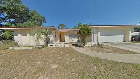 6623 Swyear Ct, Pine Hills, FL 32818