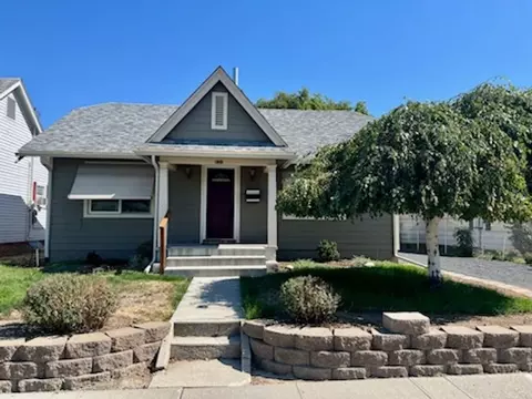 831 Monroe St, Wenatchee, WA 98801
