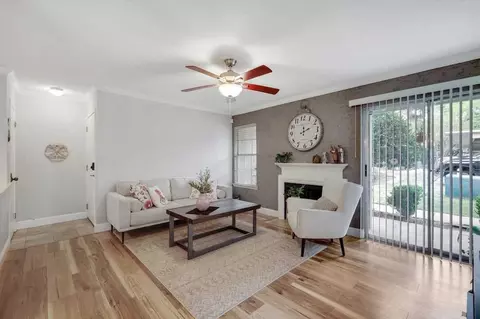 keller springs rd, Dallas, TX 75248
