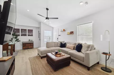 california dr, Dallas, TX 75204