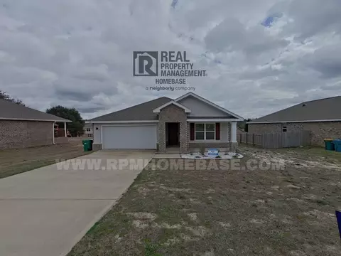 3287 Chappelwood Dr, Crestview, FL 32539