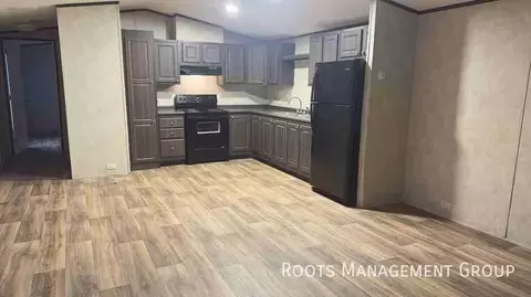 272 Emerson Bypass Rd #D17, Russellville, KY 42276