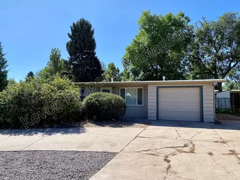 711 W Prospect Rd, Fort Collins, CO 80526