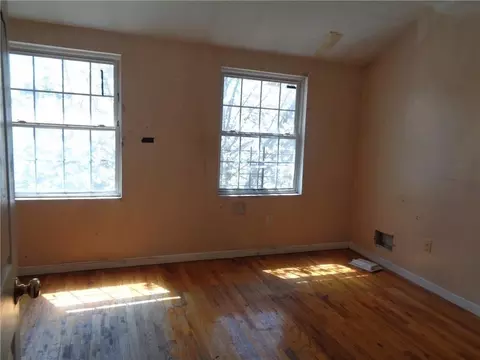 430 Ocean Pkwy #E, Brooklyn, NY 11218