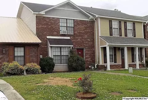 2913 Frost Dr SW, Decatur, AL 35603