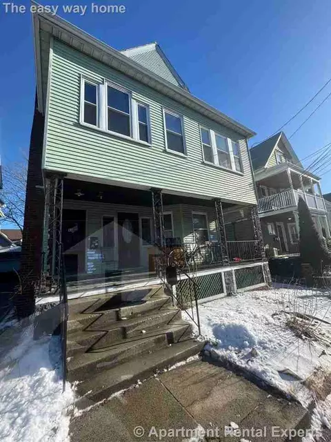 11 Westminster St #2, Somerville, MA 02144