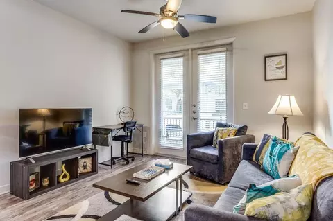 munger ave, Dallas, TX 75202