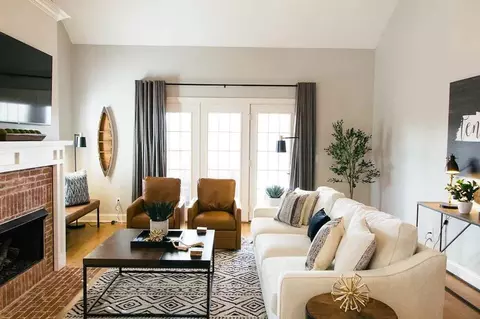 woodmont blvd, Nashville, TN 37205