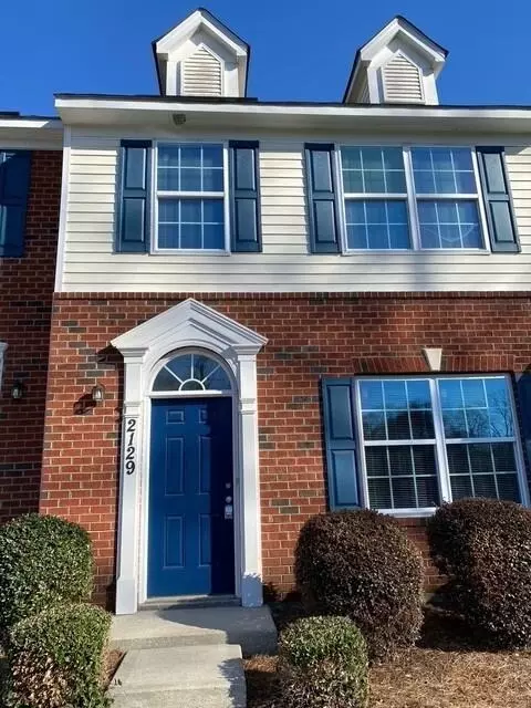 2129 Rocky Falls Ln, Gastonia, NC 28054