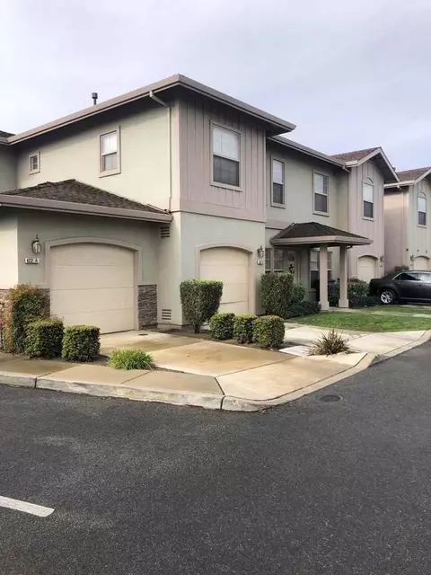 422 9th St, Greenfield, CA 93927