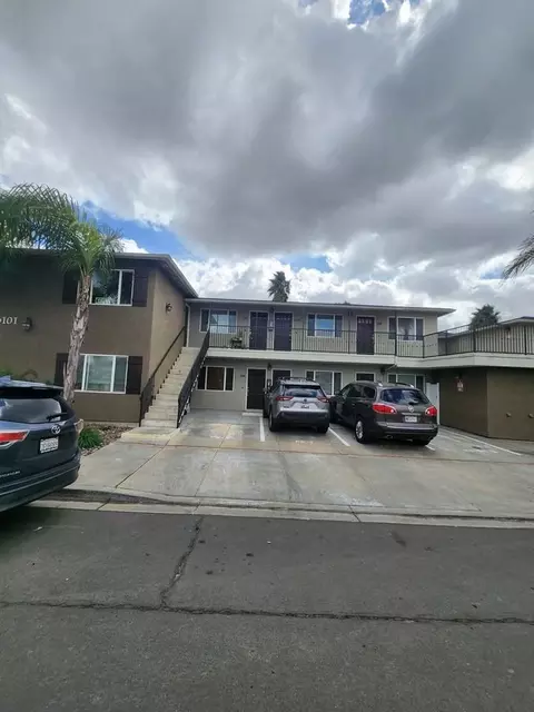 6101 Adelaide Ave, San Diego, CA 92115