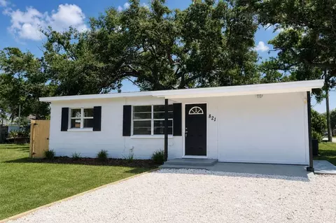 821 14th Ave NW, Largo, FL 33770