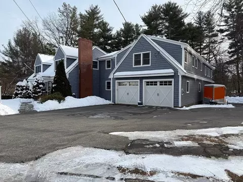 19 Kensington Dr, Billerica, MA 01821