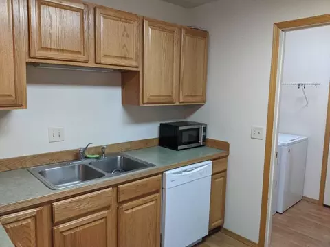 1055 N River Rock Dr, Belgrade, MT 59714