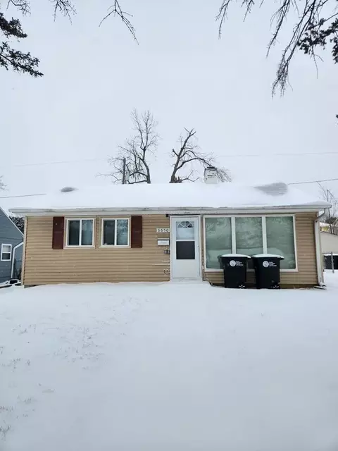 6650 Decatur St, Omaha, NE 68104