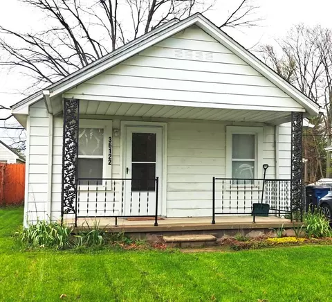 36122 Booth Ave, Westland, MI 48186