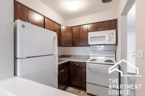 7300 W North Ave #2L, Elmwood Park, IL 60707