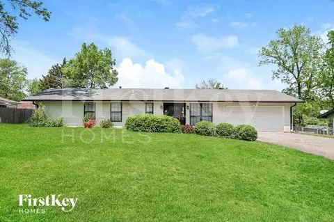 2951 Gran Lin Dr, Saint Charles, MO 63303