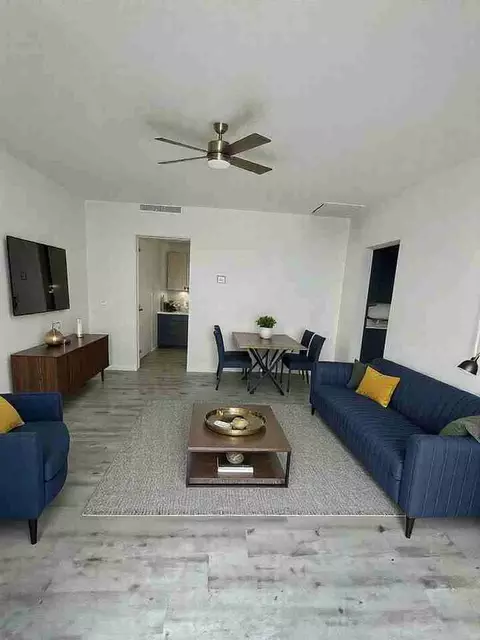 1723 Oak Knoll Dr #6, Haltom City, TX 76117