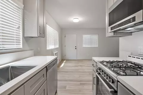 2734 Council St #1, Los Angeles, CA 90026